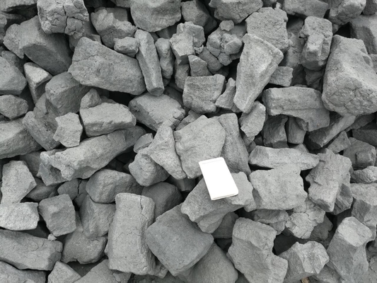 Potere calorifico minerale basso 7400kj/Kg piccolo Porocity del coke duro della cenere 8% dello zolfo