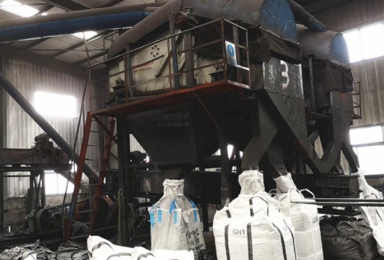 Coke di pece ad alto tenore di carbonio, coke di petrolio in ritardo verde come additivo ausiliario